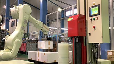 垂直多関節ロボットパレタイザー